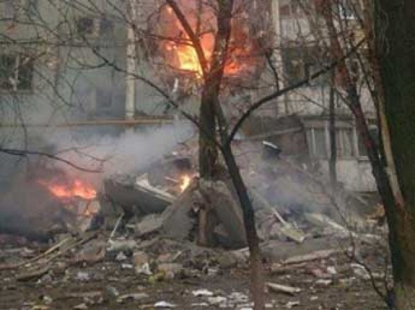 Взрыв в Волгограде 20 декабря 2015 разрушил жилой дом: есть погибшие (фото, видео)