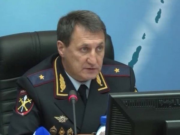 Бывшего главу МВД Сахалина в суде признали виновным и тут же анмистировали