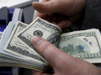 Эксперты рассказали о новогоднем курсе доллара в новых экономических условиях