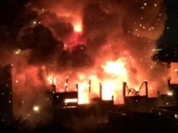 Пожар в Тушино сейчас 10 декабря попал на видео