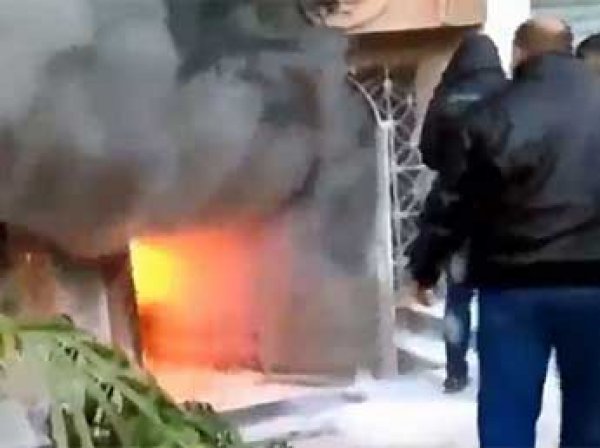 Теракт в Египте 4 декабря 2015: неизвестные в масках сожгли заживо 18 человек в ночном клубе Каира (видео)