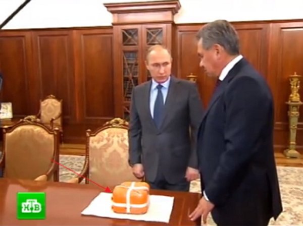 Шойгу передал Путину бортовой самописец сбитого Су-24