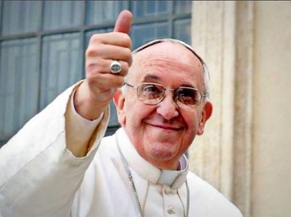 В Instagram опубликовано первое селфи Папы Римского