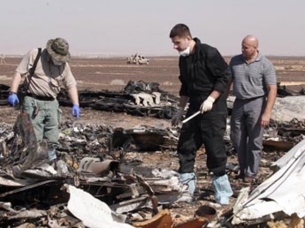 Семьи жертв крушения А321 над Синаем подают иск к владельцу самолета