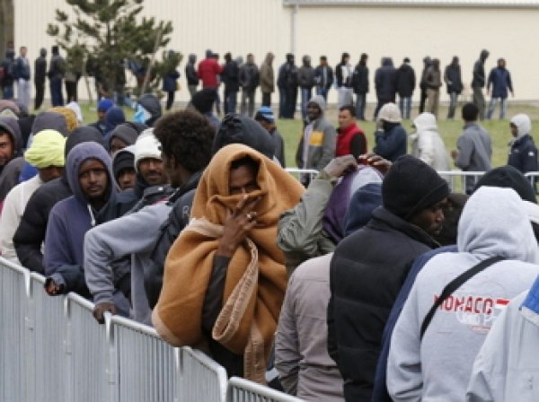 В Германии с мигрантов берут "плату за пребывание"