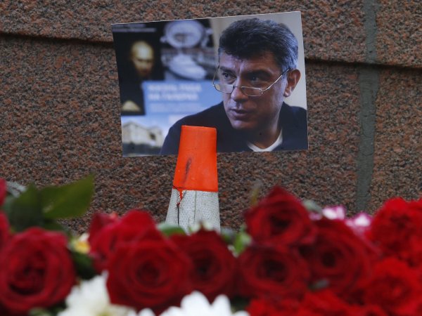 Адвокат сообщил о завершении расследования убийства Немцова