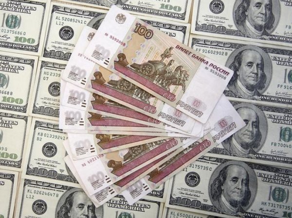 Курс доллара на сегодня, 28 января 2016: аналитики рассказали об опасных для экономики скачках курса рубля
