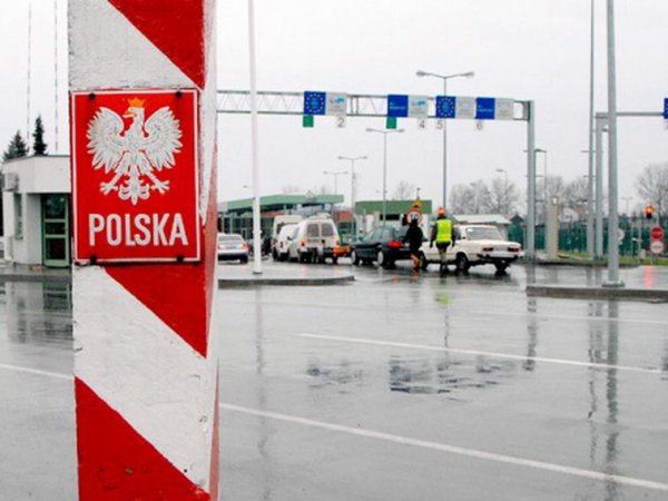 Минтранс: автоперевозки между Россией и Польшей под угрозой запрета