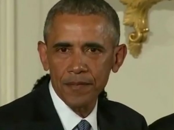 Обама расплакался, объявляя о подписании указа об ограничении оборота оружия в США