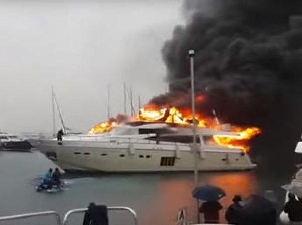 В Турции сгорела яхта бизнесмена из России за ,7 млн