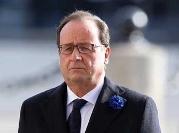 Президент Олланд ввел во Франции чрезвычайное положение из-за безработицы