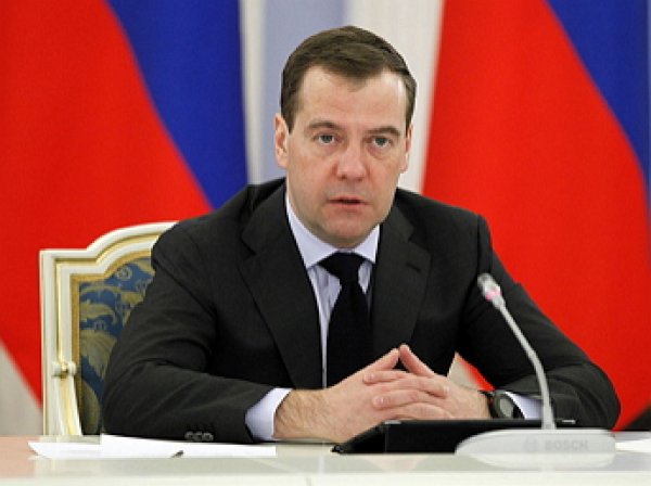 Роскомнадзор объяснил обход Медведевым блокировки Rutracker