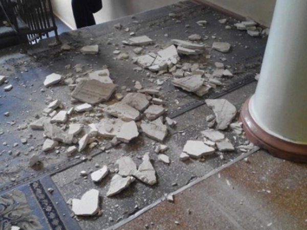 В мэрии Запорожья после признании России агрессором обвалился потолок