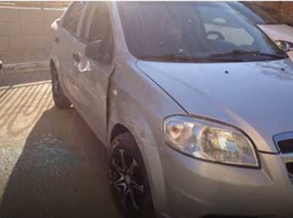 В Краснодаре пьяная автоледи при парковке протаранила 17 машин