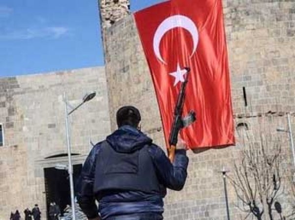 Между США и Турцией разгорелся скандал из-за сирийских курдов