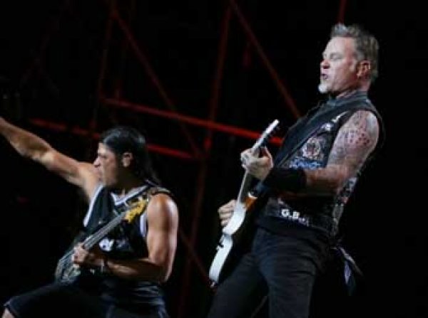Metallica выпустит альбом в поддержку жертв терактов в Париже