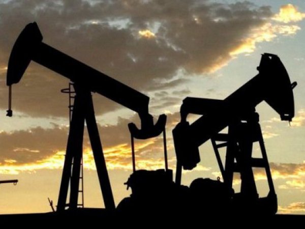 Россия и ОПЕК договорились о заморозке нефтедобычи