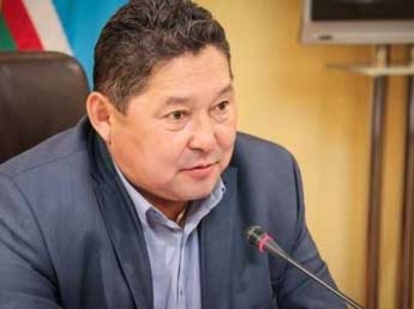 Скандал: министр сельского хозяйства Якутии уволен за два поддельных диплома