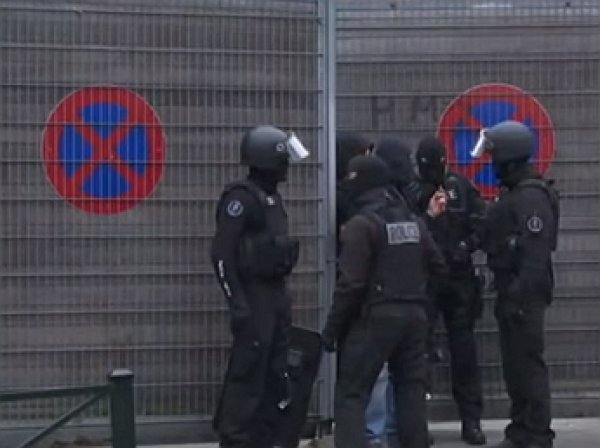 Главный подозреваемый в организации парижских терактов ранен и задержан