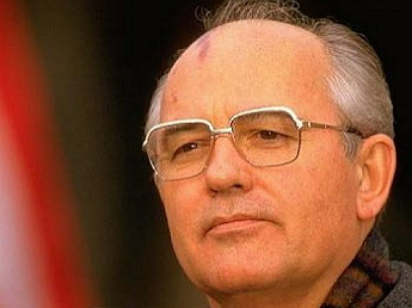 Горбачев о визите Керри в Москву: грядут серьезные большие договоренности