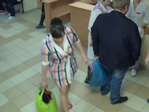 Женщина украла ребенка из роддома в Белгороде: ВИДЕО появилось в Сети (ВИДЕО)