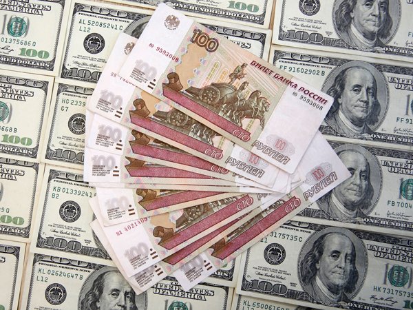 Курс доллара на сегодня, 4 марта 2016: эксперты прогнозируют укрепление рубля в марте