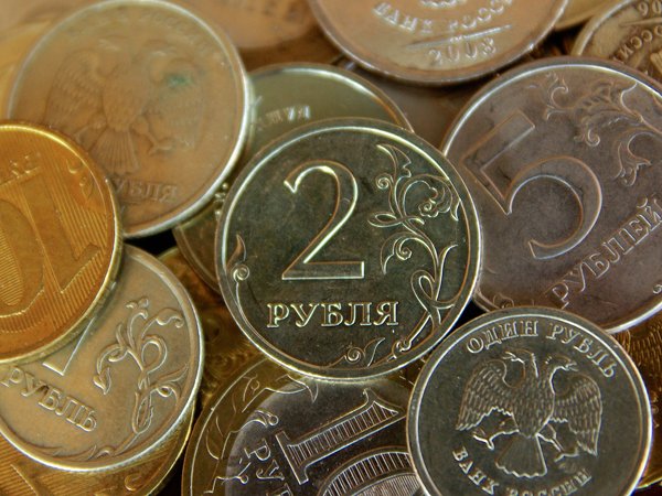 Курс доллара на сегодня, 26 марта 2016: Bloomberg назвал рубль стал лидером роста среди мировых валют