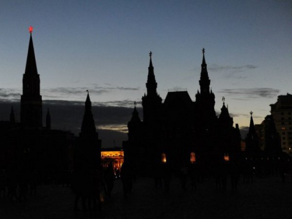 "Час Земли" 19 марта 2016 в Москве стал акцией памяти по жертвам ростовской авиакатастрофы (ФОТО, ВИДЕО)