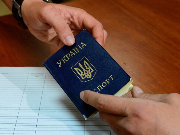 Гражданку Украины с пятью детьми выдворили из Иркутской области в США