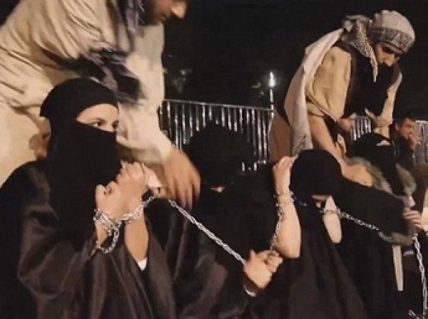 Боевики ИГИЛ казнили 250 женщин за отказ стать секс-рабынями