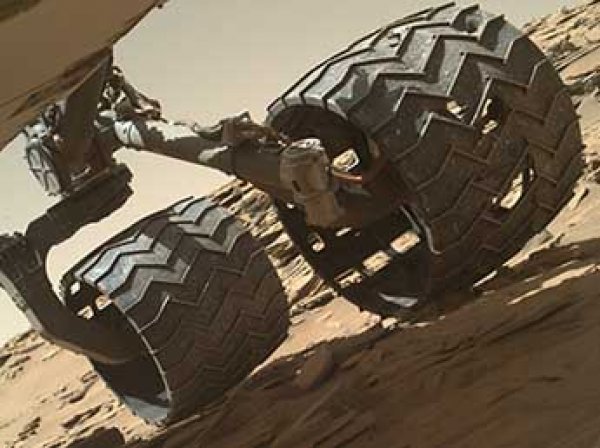 Curiosity передал на Землю панораму миллиардов лет истории Марса