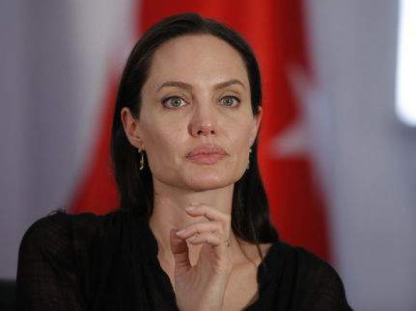 Анджелина Джоли, новости сегодня 11 апреля: актриса готовится выступить на  ТВ (ФОТО) - TOPNews.RU