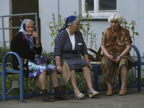 В России старикам запретят самим обращаться к врачам