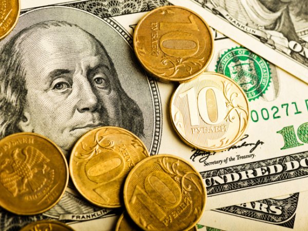 Курс доллара на сегодня, 22 апреля 2016: эксперты считают, что в мае доллар может упасть ниже 60 рублей