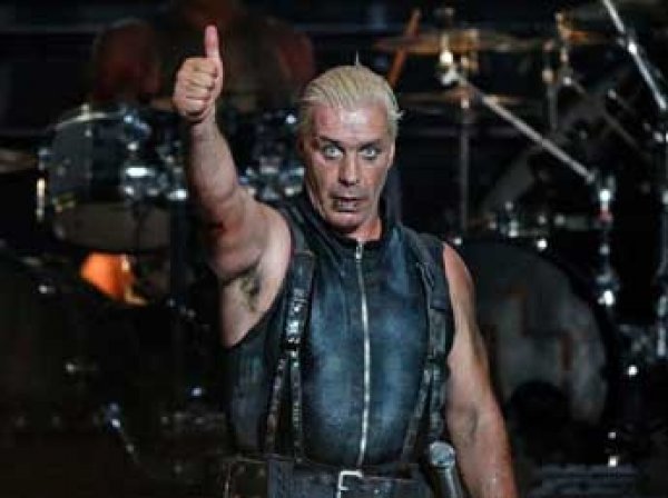 Rammstein требует с властей Германии компенсацию за запрет альбома