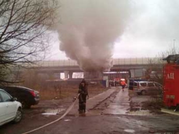 Пожар в шахте метро в Петербурге 20 апреля 2016: закрыты станции, людей эвакуируют (фото, видео)