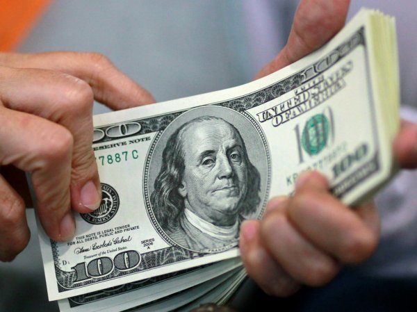 Курс доллара на сегодня, 11 апреля 2016: финансисты пророчат ослабление доллара