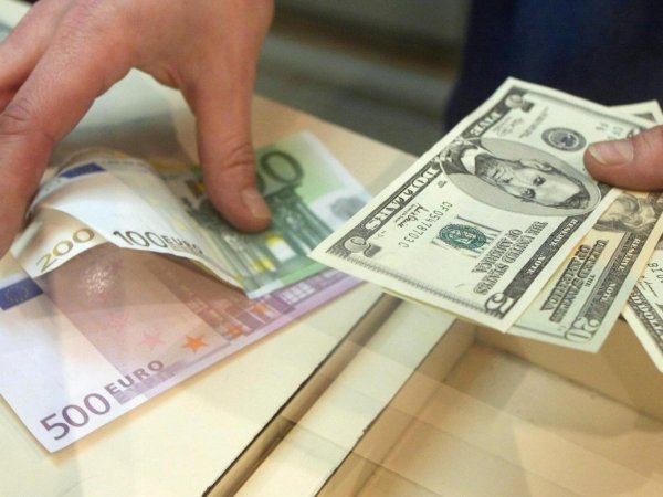 Курс доллара на сегодня, 14 мая 2016: Минфин придумал новый налог на обмен валюты для россиян
