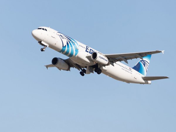 Крушение самолета А-320: лайнер Egyptair, летевший из Парижа в Каир, упал в море — СМИ