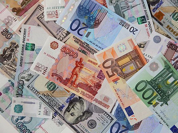Курс доллара на сегодня, 8 мая 2016: эксперты заговорили об охлаждении рубля