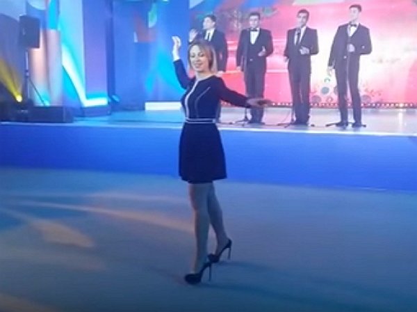 Мария Захарова на саммите Россия – АСЕАН станцевала "Калинку" (ВИДЕО)