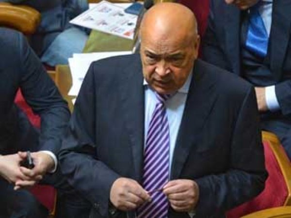 Глава Закарпатья подал прошение об отставке из-за «табачной мафии»