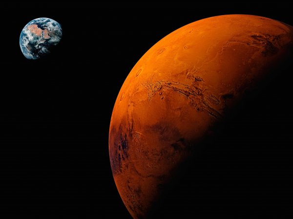 Сближение Марса с Землей 30 мая 2016: в мае-июне Марс максимально приблизится к Земле