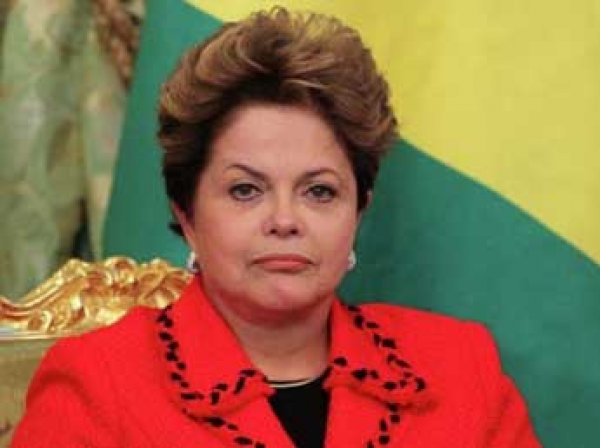 Президента Бразилии отстранили от власти: решение принял сенат 12 мая 2016