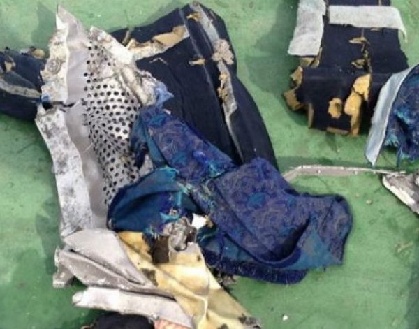 Самолет Париж - Каир взорвали: появились данные экспертизы тел жертв крушения А320