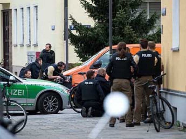 Мужчина с ножом с криками «Аллах акбар» устроил резню на вокзале в Мюнхене