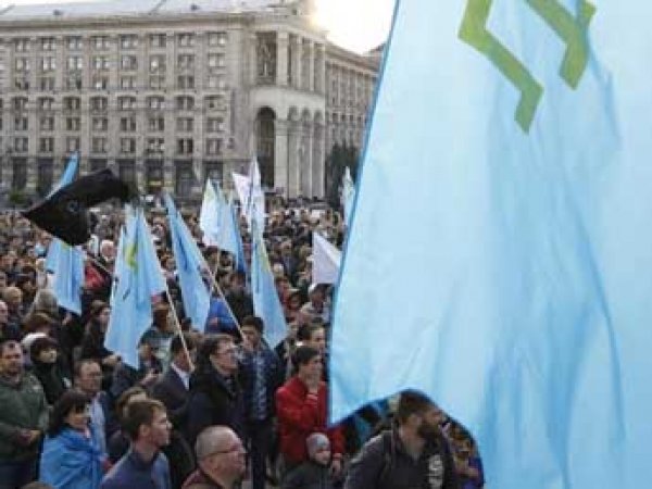 Организатор блокады Крыма предложил создать армию татар на Украине
