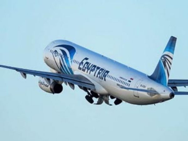 Самолет Париж - Каир, последние новости 26.05.2016: специалисты засекли сигнал радиомаяка разбившегося самолёта EgyptAir