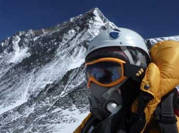 За четыре дня на Эвересте погибли четыре человека, двое пропали без вести