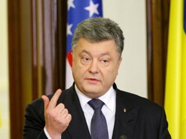 Порошенко ввел санкции против глав крупных российских СМИ